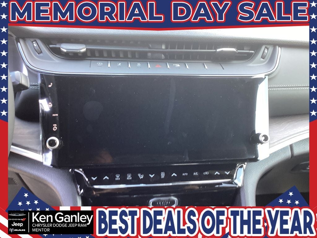 2026 Jeep Grand Cherokee GRAND CHEROKEE L LAREDO ALTITUDE 4X4