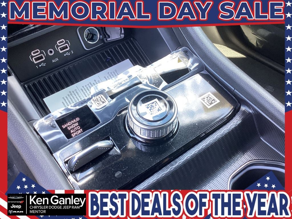 2026 Jeep Grand Cherokee GRAND CHEROKEE L LAREDO ALTITUDE 4X4