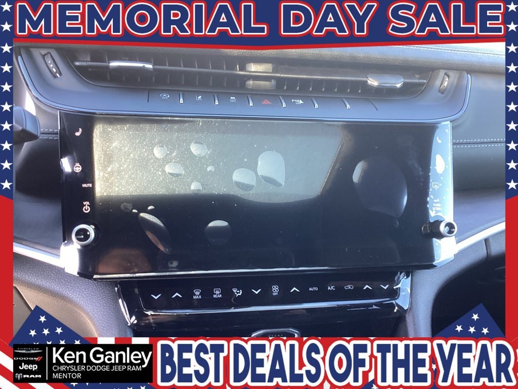 2026 Jeep Grand Cherokee GRAND CHEROKEE L LAREDO ALTITUDE 4X4
