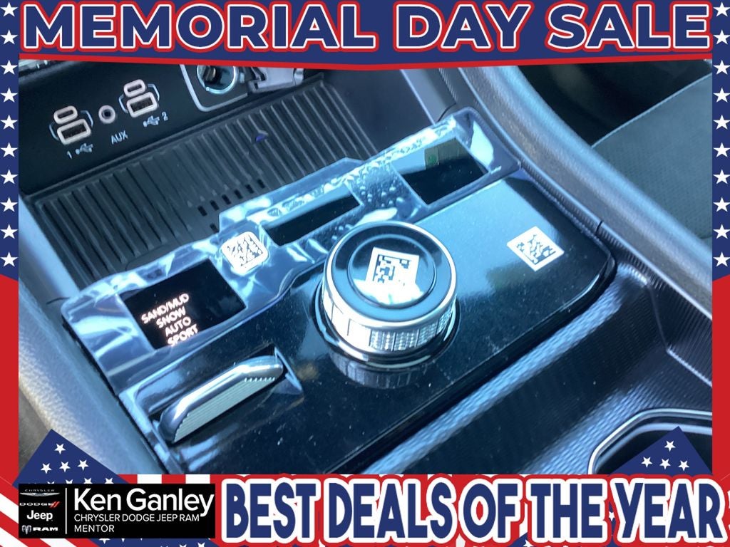 2026 Jeep Grand Cherokee GRAND CHEROKEE L LAREDO ALTITUDE 4X4