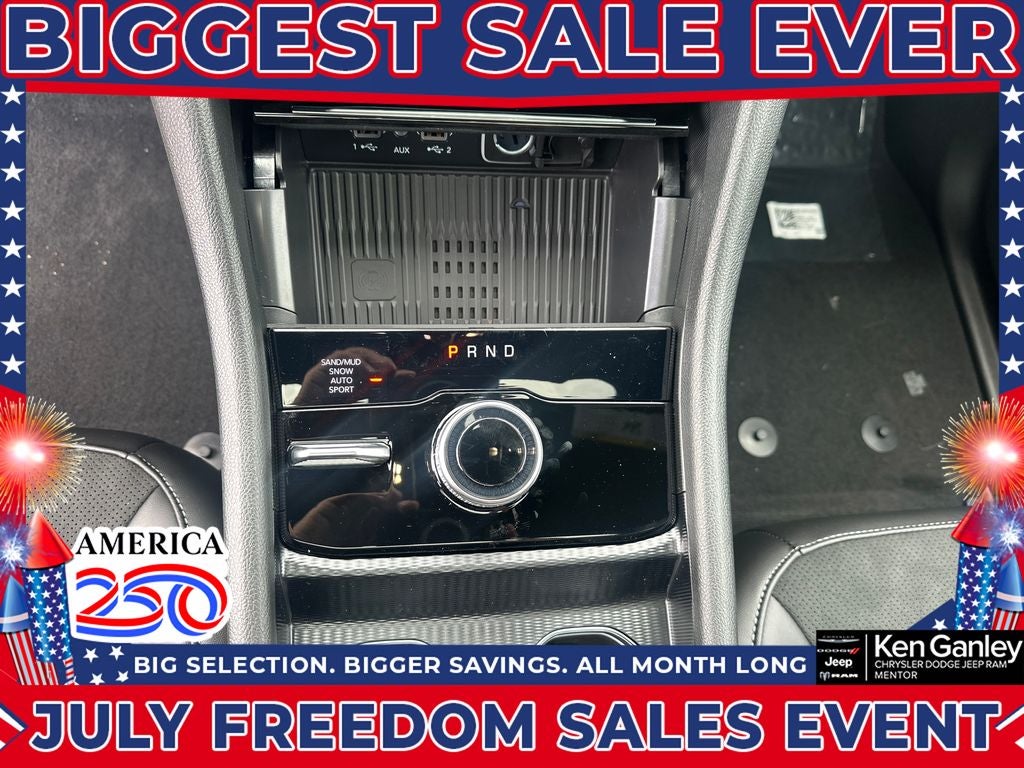 2026 Jeep Grand Cherokee GRAND CHEROKEE L LAREDO ALTITUDE 4X4