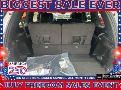 2026 Jeep Grand Cherokee GRAND CHEROKEE L LAREDO ALTITUDE 4X4