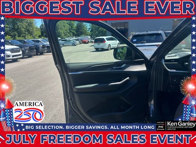 2026 Jeep Grand Cherokee GRAND CHEROKEE L LAREDO ALTITUDE 4X4