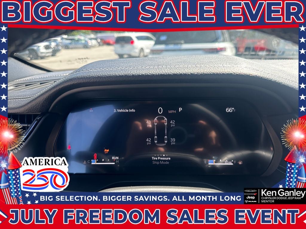 2026 Jeep Grand Cherokee GRAND CHEROKEE L LAREDO ALTITUDE 4X4