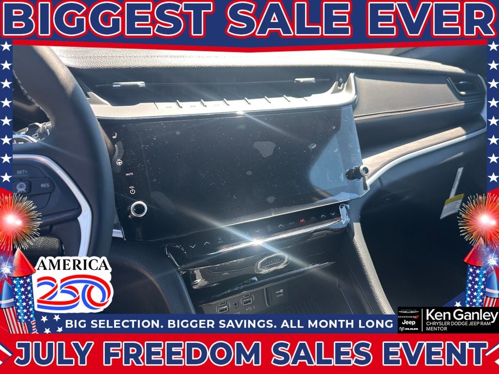 2026 Jeep Grand Cherokee GRAND CHEROKEE L LAREDO ALTITUDE 4X4