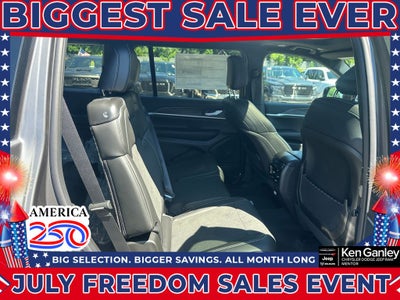 2026 Jeep Grand Cherokee GRAND CHEROKEE L LAREDO ALTITUDE 4X4