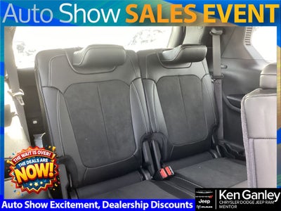 2026 Jeep Grand Cherokee GRAND CHEROKEE L LAREDO ALTITUDE 4X4