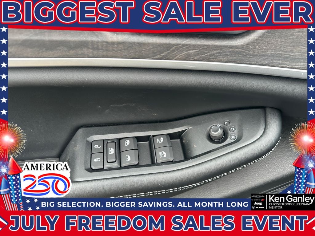2026 Jeep Grand Cherokee GRAND CHEROKEE L LAREDO ALTITUDE 4X4