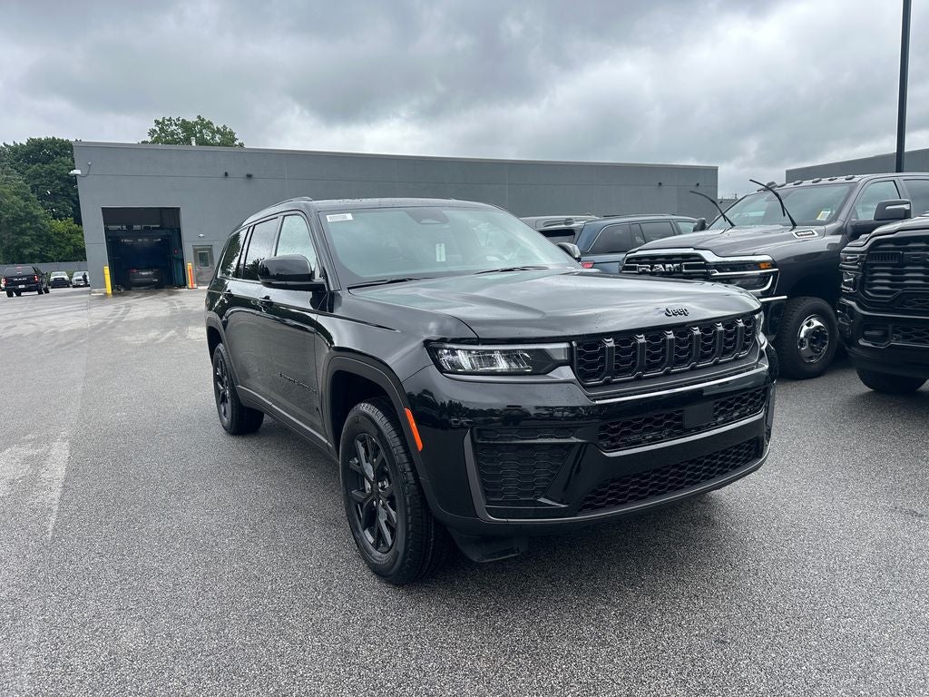 2026 Jeep Grand Cherokee GRAND CHEROKEE L LAREDO ALTITUDE 4X4