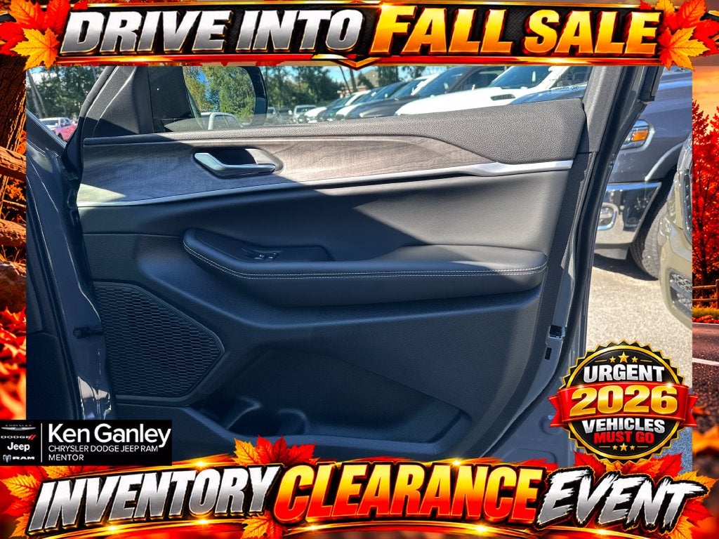 2027 Jeep Grand Cherokee GRAND CHEROKEE L LAREDO ALTITUDE 4X4