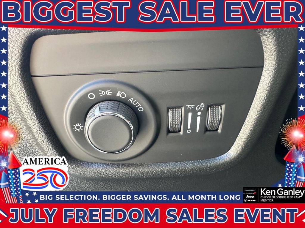 2026 Jeep Grand Cherokee GRAND CHEROKEE L LAREDO ALTITUDE 4X4