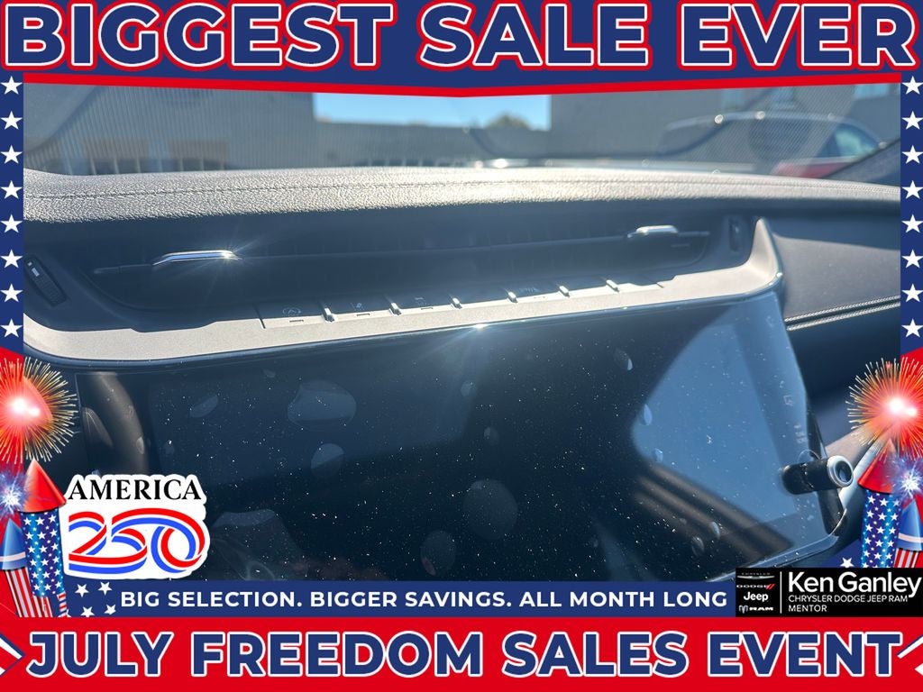 2026 Jeep Grand Cherokee GRAND CHEROKEE L LAREDO ALTITUDE 4X4