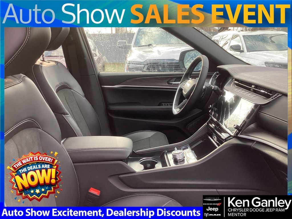 2026 Jeep Grand Cherokee GRAND CHEROKEE L LAREDO ALTITUDE 4X4