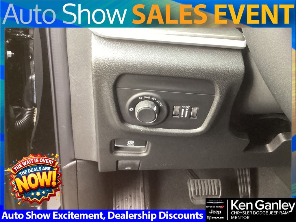 2026 Jeep Grand Cherokee GRAND CHEROKEE L LAREDO ALTITUDE 4X4