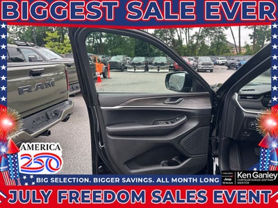 2026 Jeep Grand Cherokee GRAND CHEROKEE L LAREDO ALTITUDE 4X4