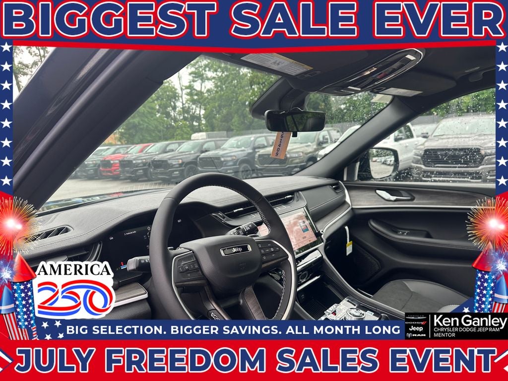 2026 Jeep Grand Cherokee GRAND CHEROKEE L LAREDO ALTITUDE 4X4