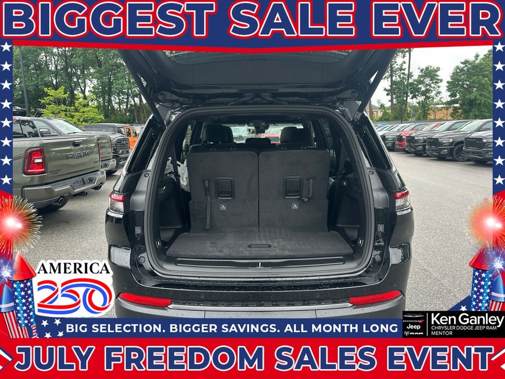 2026 Jeep Grand Cherokee GRAND CHEROKEE L LAREDO ALTITUDE 4X4