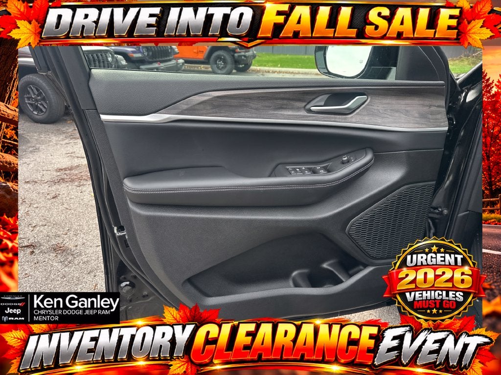 2027 Jeep Grand Cherokee GRAND CHEROKEE L LAREDO ALTITUDE 4X4