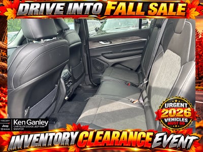 2027 Jeep Grand Cherokee GRAND CHEROKEE L LAREDO ALTITUDE 4X4