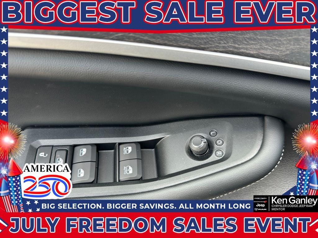 2026 Jeep Grand Cherokee GRAND CHEROKEE L LAREDO ALTITUDE 4X4