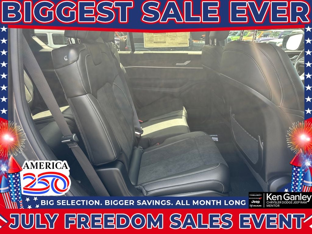 2026 Jeep Grand Cherokee GRAND CHEROKEE L LAREDO ALTITUDE 4X4