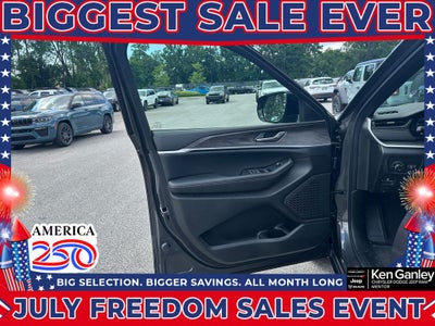 2026 Jeep Grand Cherokee GRAND CHEROKEE L LAREDO ALTITUDE 4X4