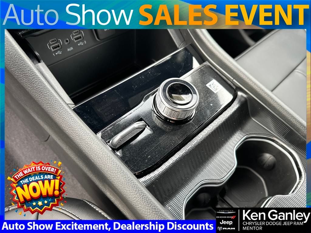 2025 Jeep Grand Cherokee GRAND CHEROKEE L LIMITED 4X4