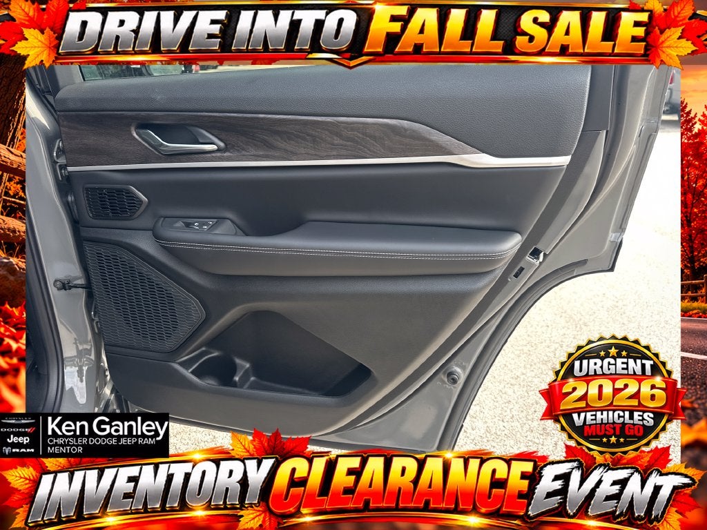 2027 Jeep Grand Cherokee GRAND CHEROKEE L LIMITED 4X4