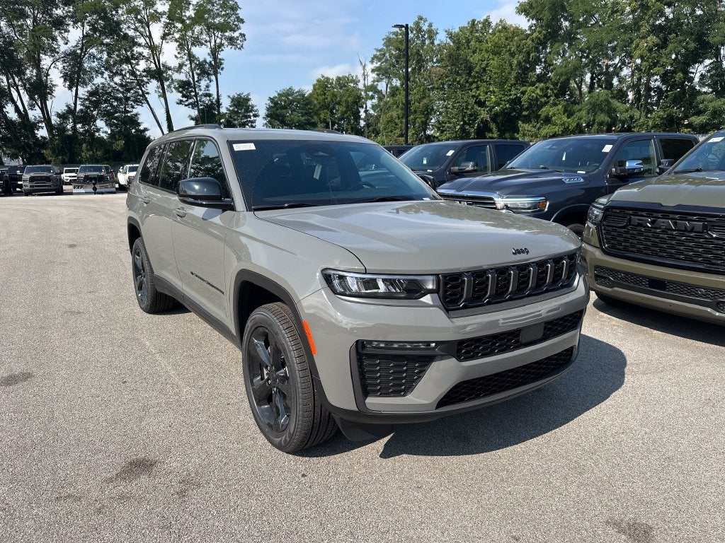 2027 Jeep Grand Cherokee GRAND CHEROKEE L LIMITED 4X4