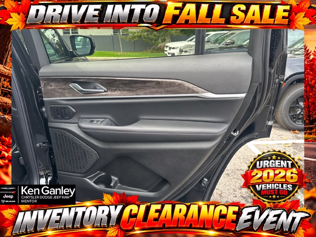 2027 Jeep Grand Cherokee GRAND CHEROKEE L LIMITED 4X4