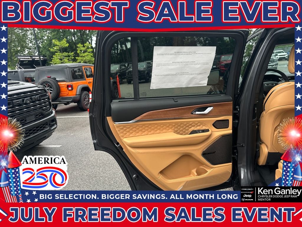 2026 Jeep Grand Cherokee GRAND CHEROKEE L SUMMIT 4X4