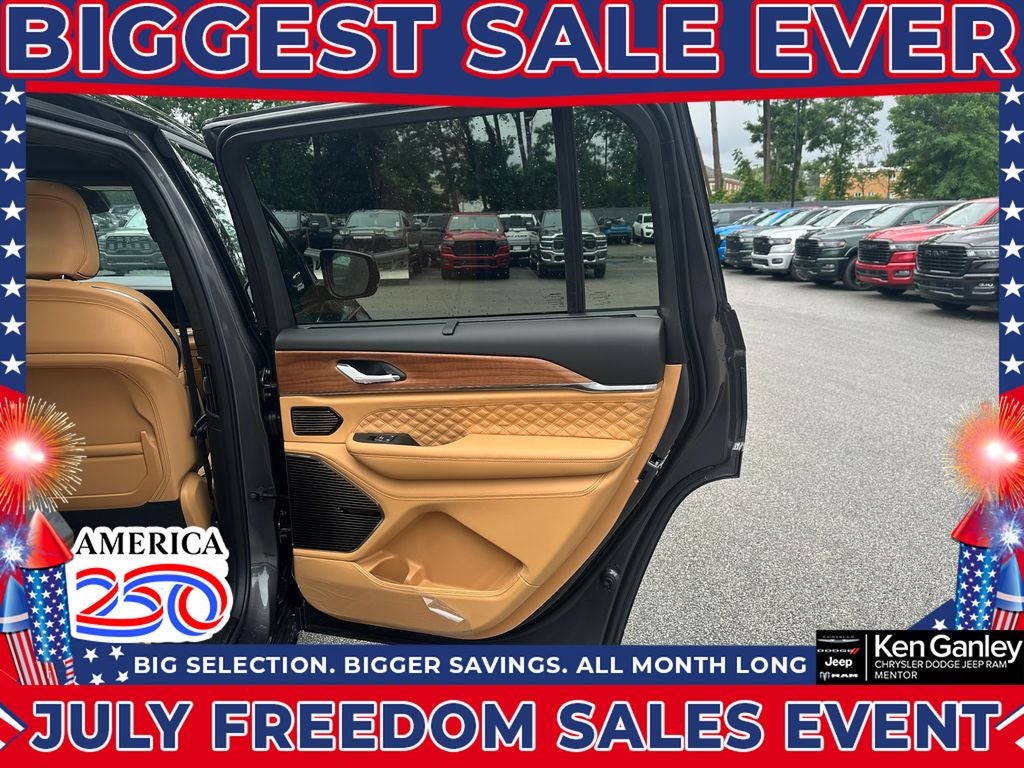 2026 Jeep Grand Cherokee GRAND CHEROKEE L SUMMIT 4X4
