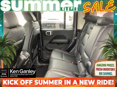 2026 Jeep Gladiator GLADIATOR SAHARA 4X4