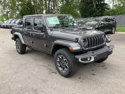 2026 Jeep Gladiator GLADIATOR SAHARA 4X4