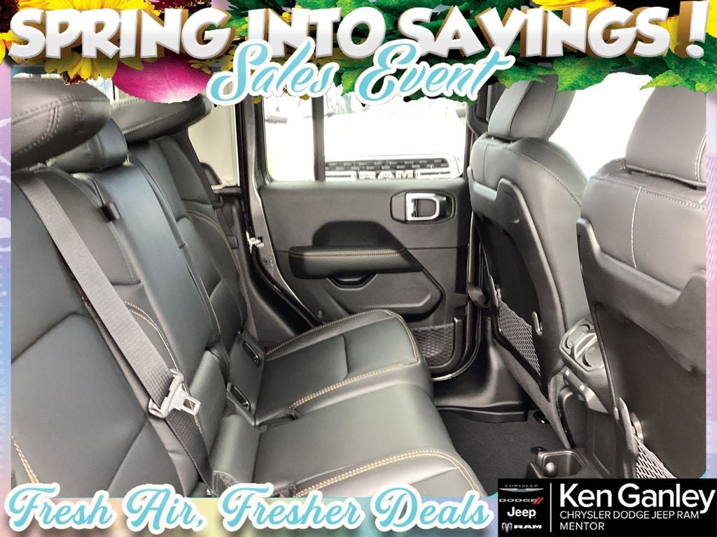 2026 Jeep Gladiator GLADIATOR SAHARA 4X4