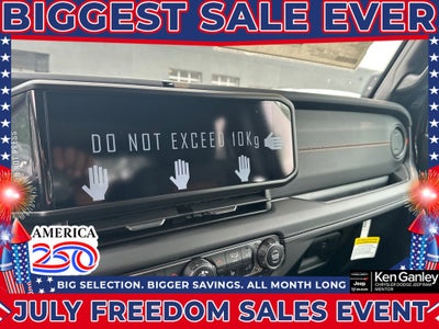 2026 Jeep Gladiator GLADIATOR MOJAVE 4X4