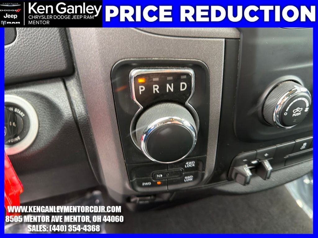 2017 RAM 1500 Express Quad Cab 4x4 6'4' Box