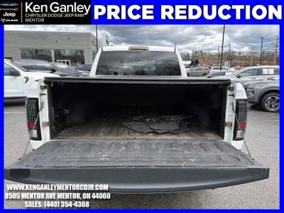 2017 RAM 1500 Express Quad Cab 4x4 6'4' Box