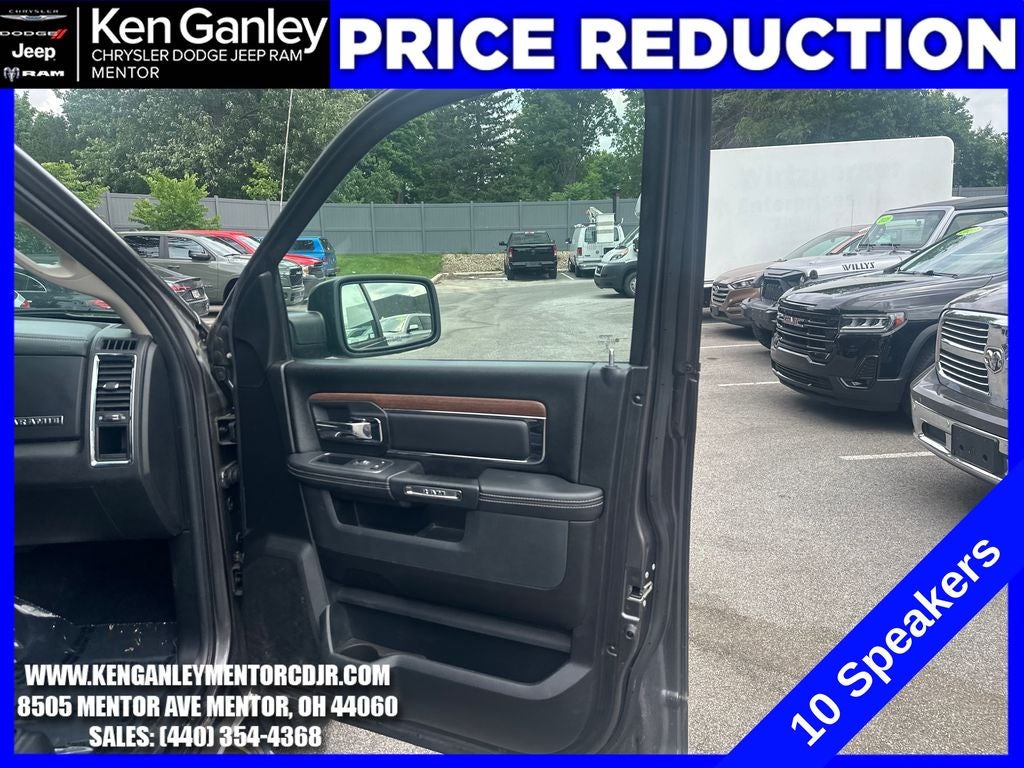 2017 RAM 1500 Laramie Crew Cab 4x4 5'7' Box