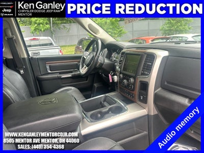2017 RAM 1500 Laramie Crew Cab 4x4 5'7' Box