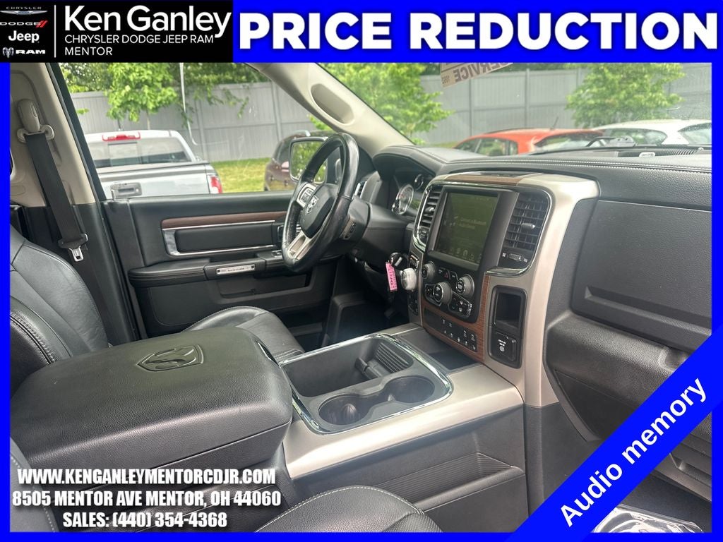 2017 RAM 1500 Laramie Crew Cab 4x4 5'7' Box