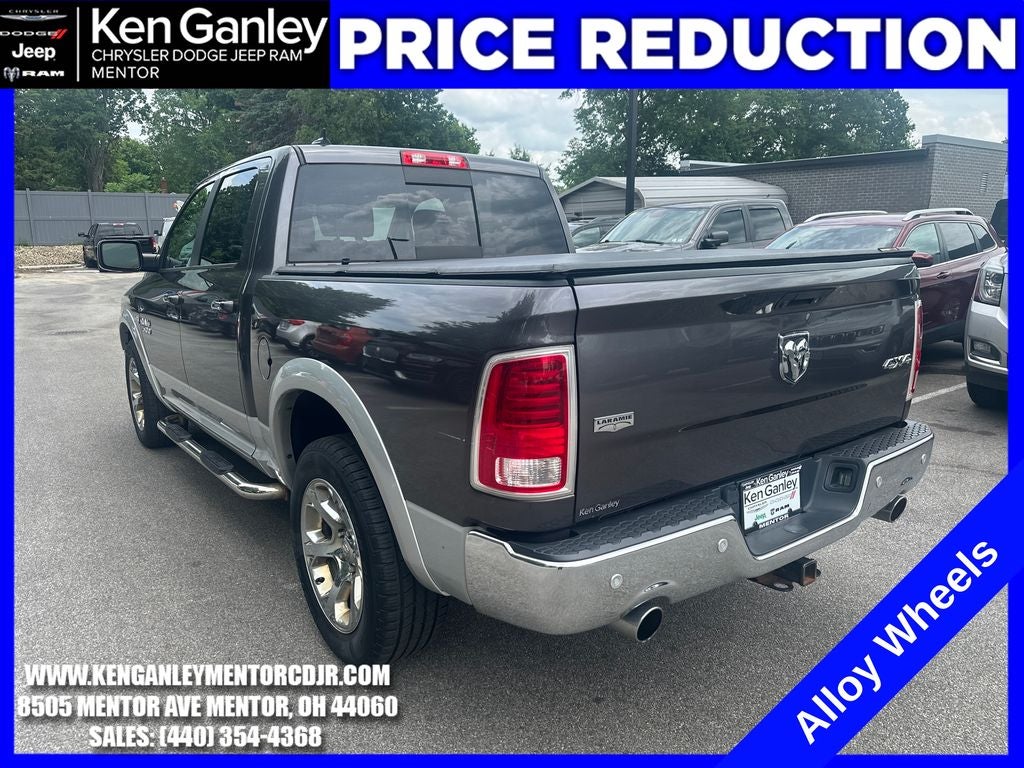 2017 RAM 1500 Laramie Crew Cab 4x4 5'7' Box