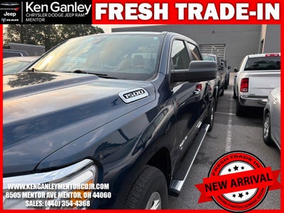 2020 RAM 1500 Big Horn Crew Cab 4x4 5'7' Box