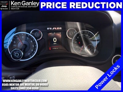 2022 RAM 1500 Big Horn Crew Cab 4x4 5'7' Box