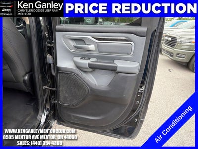2020 RAM 1500 Big Horn Quad Cab 4x4 6'4' Box