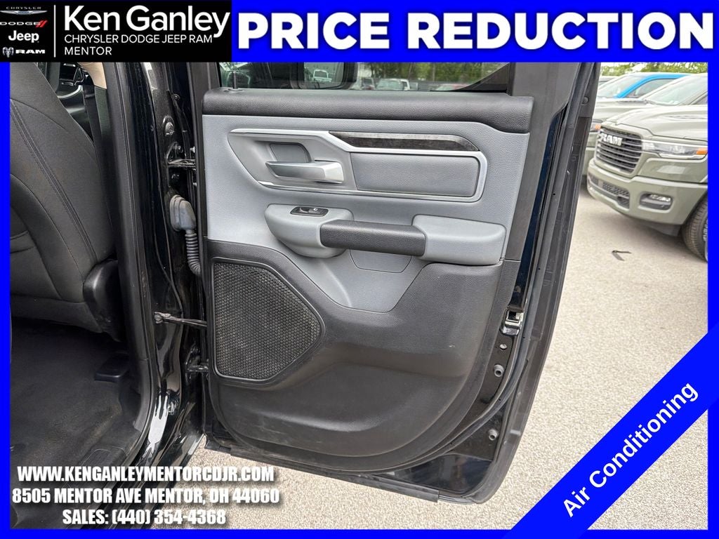 2020 RAM 1500 Big Horn Quad Cab 4x4 6'4' Box
