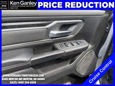 2020 RAM 1500 Big Horn Crew Cab 4x4 5'7' Box