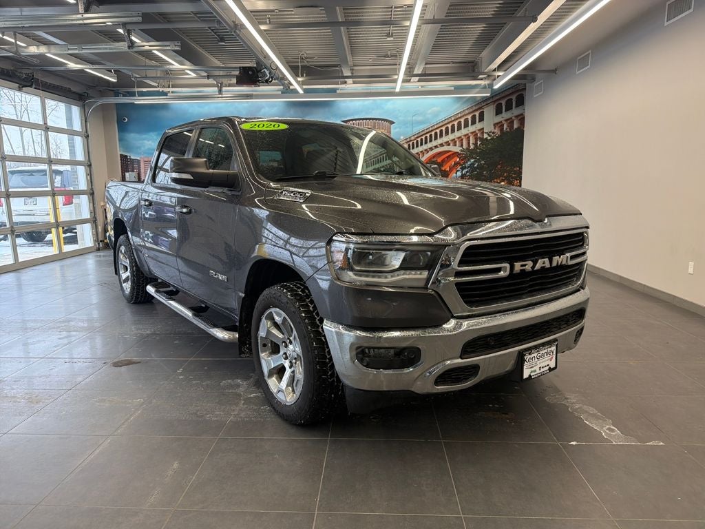 2020 RAM 1500 Big Horn Crew Cab 4x4 5'7' Box