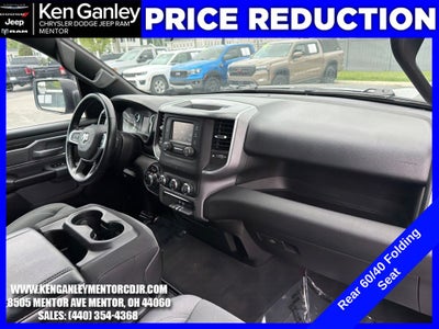 2022 RAM 1500 Big Horn Crew Cab 4x4 5'7' Box