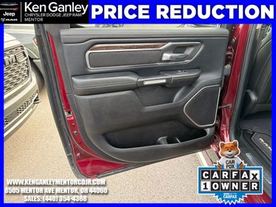 2019 RAM 1500 Laramie Crew Cab 4x4 5'7' Box